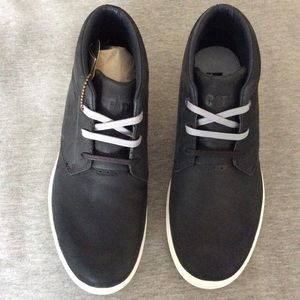 “NWOT” Cat Life Men’s Suede Boots